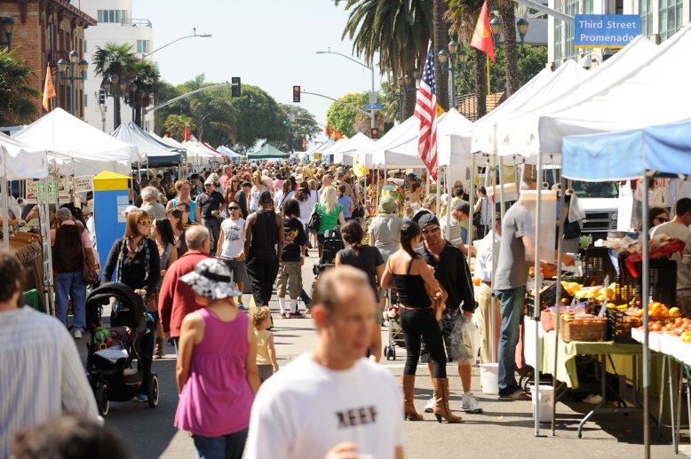 farmers-market-shopping